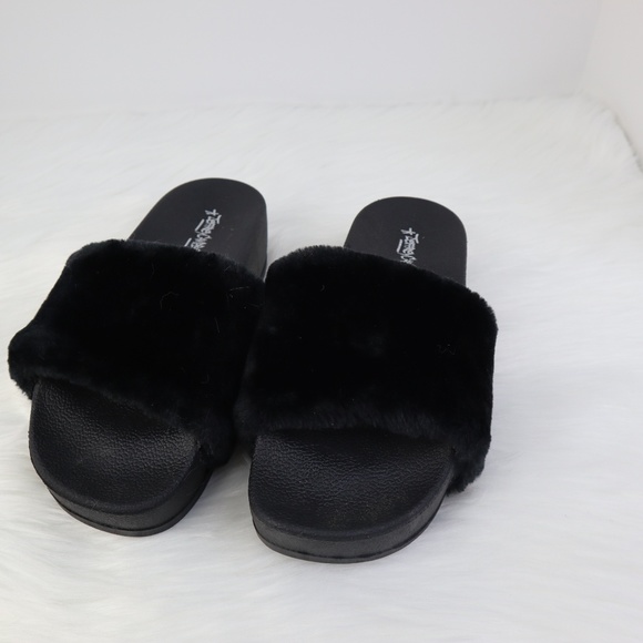 Jeffrey Campbell Shoes - Jeffrey Campbell 90's Fur Platform Slides Sz.9